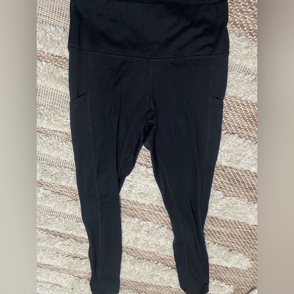 Aerie Large leggings with pockets